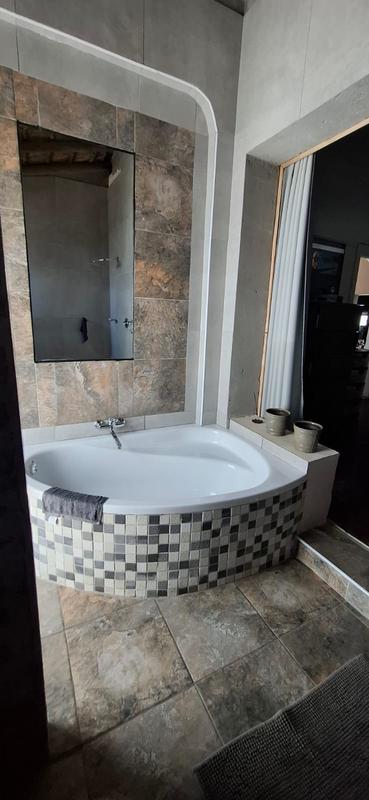 3 Bedroom Property for Sale in Glen Lilly Western Cape